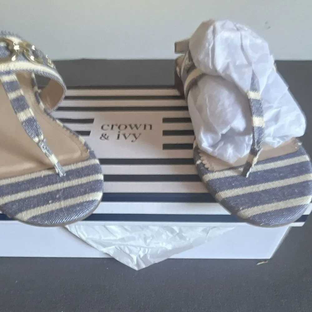 Crown & Ivy Women’s Striped Chain Ankle Strap Buckle Strappy Sandals 7.5M NWT